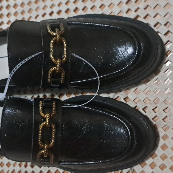 Dolce Vita Harlen Loafer - Picture 10 of 13